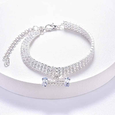 collier-chiot-argent-strass-cristaux-pendentif-os-brillant-luxe-elegant