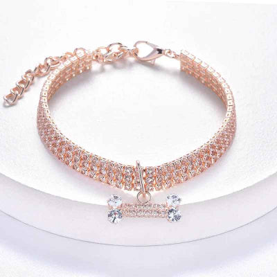 collier chiot rose gold strass pendentif os cristaux luxe brillant