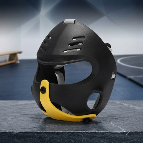 Muselière bouledogue français noir jaune produit seul fond sombre