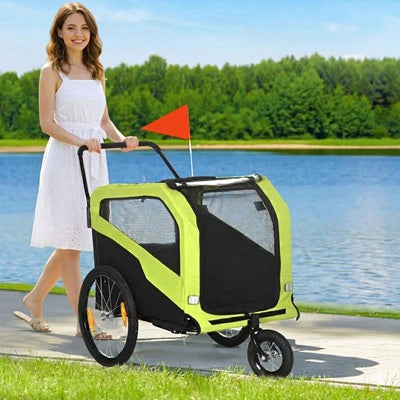remorque pour chiens vélo mode poussette femme bord lac