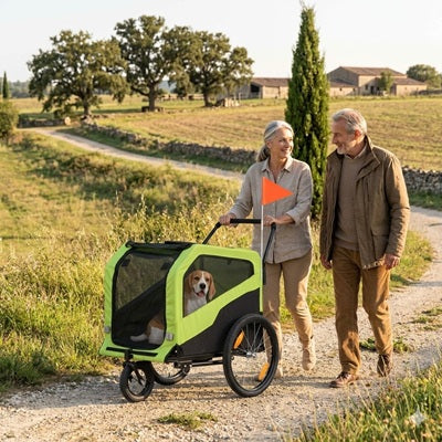 remorque pour chiens vélo poussette couple seniors beagle campagne